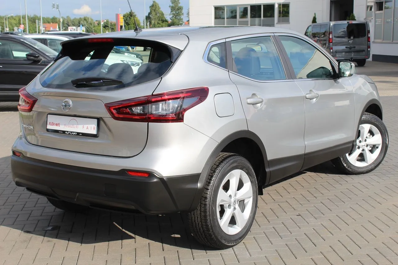 Nissan Qashqai 1.3 DIG-T...  Image 5