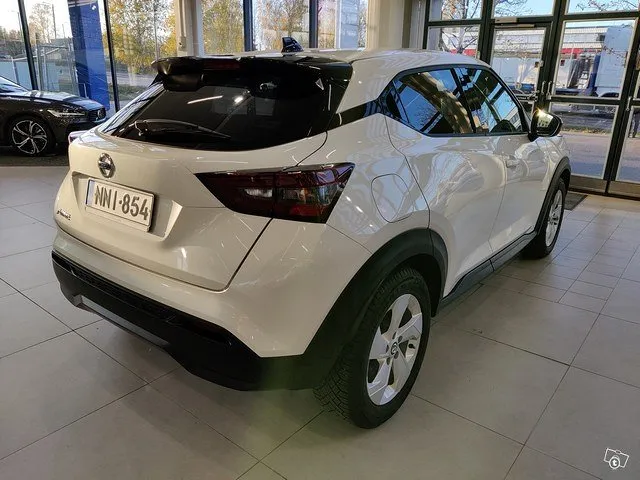 Nissan Juke DIG-T 117HP 6MT N-Connecta/TAKUU 24KK/40TKM Image 2