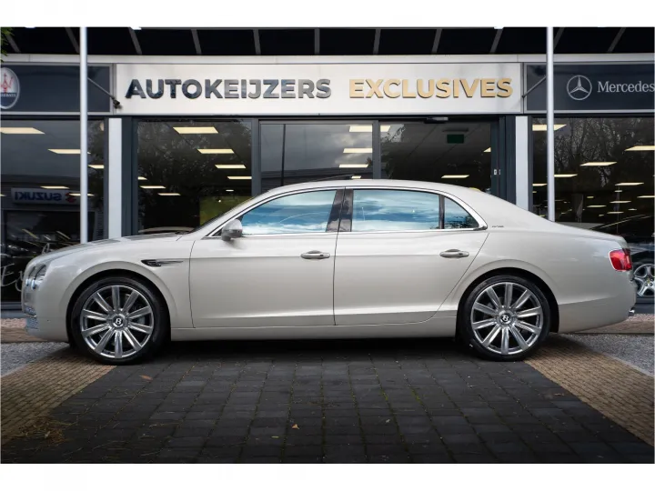 Bentley Flying Spur 6.0 W12 Stoelventilatie Navigatie DVD schermen Memory  Image 3