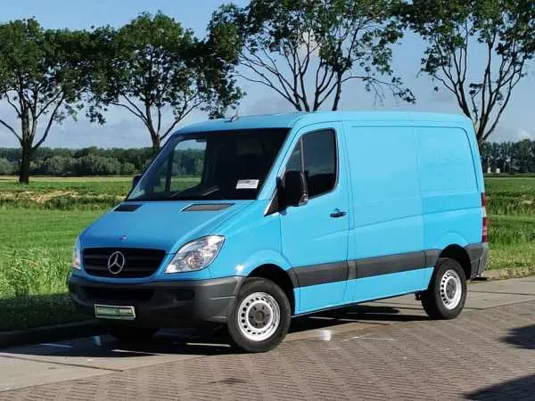 Mercedes-Benz Sprinter 313 CDI Image 2